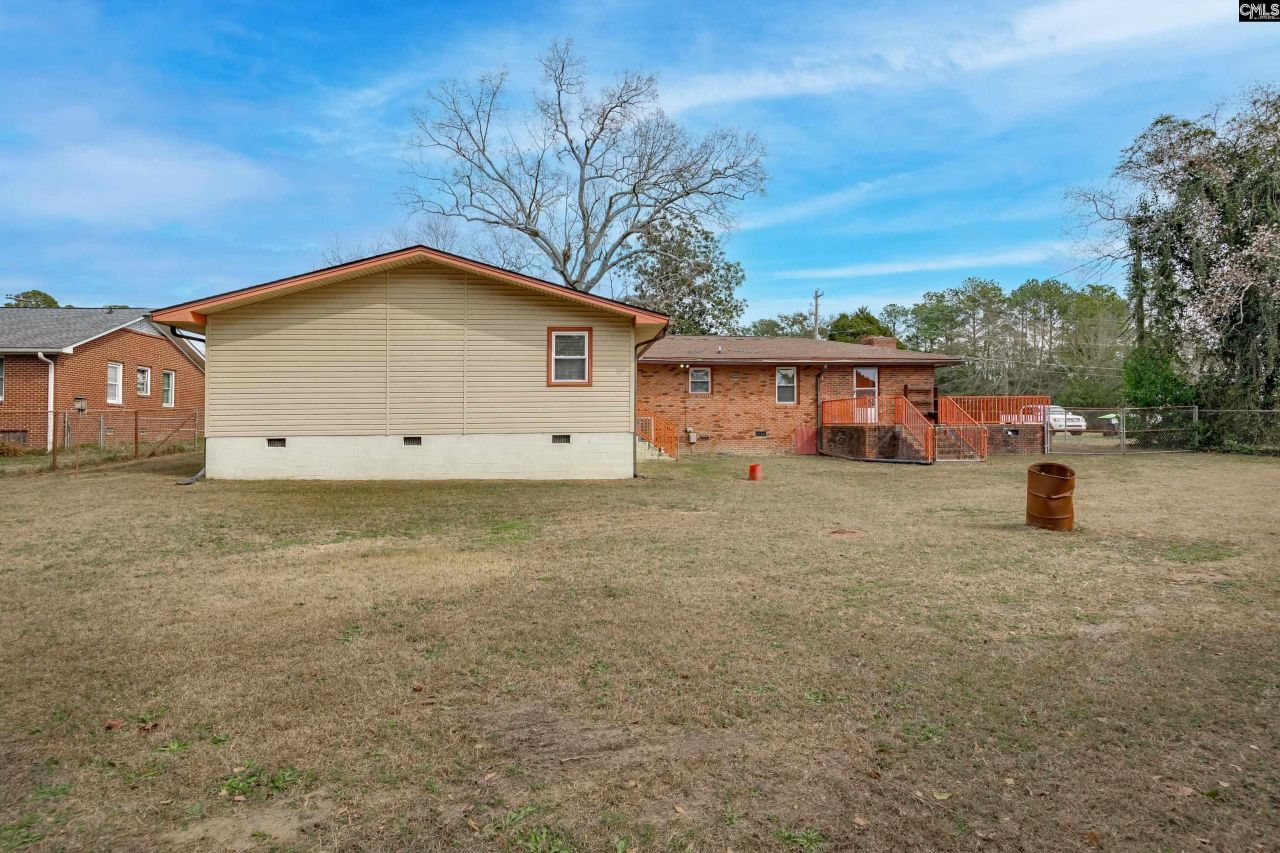 215 Castle Drive Photo 46