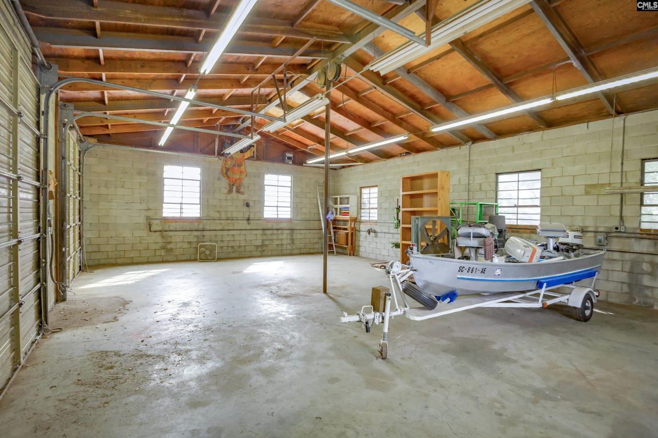 215 Castle Drive Photo 49