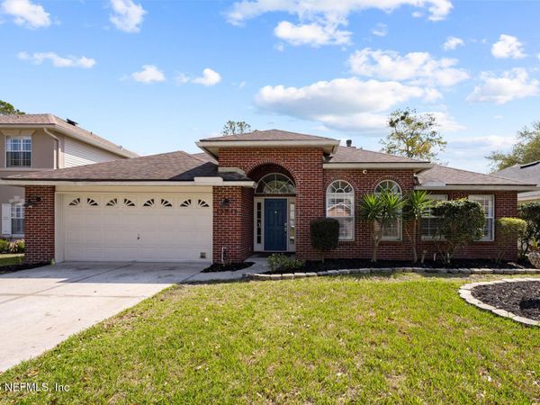 13948 SPOONBILL Street N, Jacksonville, FL 32224