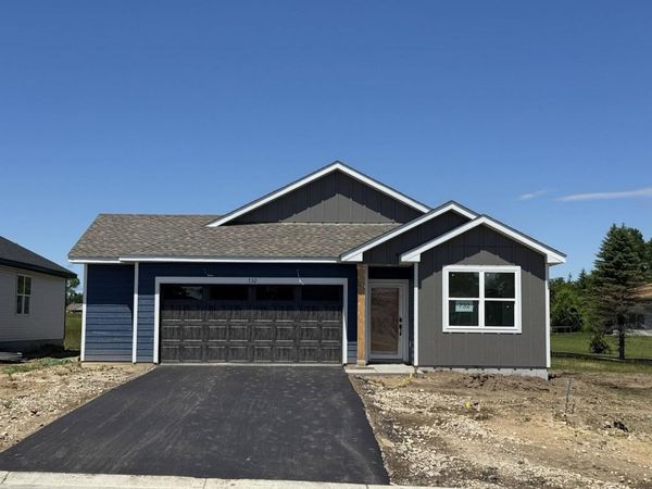 732 Vista Court, Hanover, MN 55341