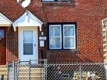33 MERMONT CIRCLE, DARBY, PA 19023
