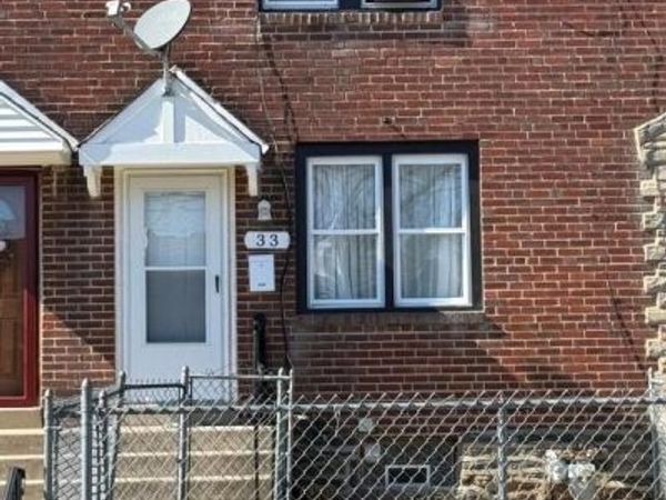 33 MERMONT CIRCLE, DARBY, PA 19023