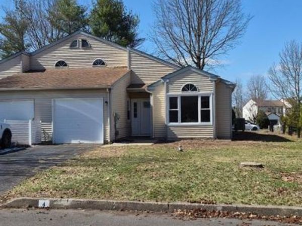 4 STEWER LANE, PERKASIE, PA 18944