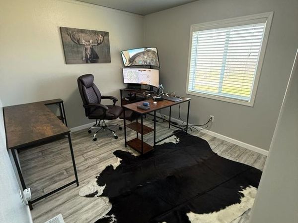 20080 E Kettleman LN, Lodi, CA 95240