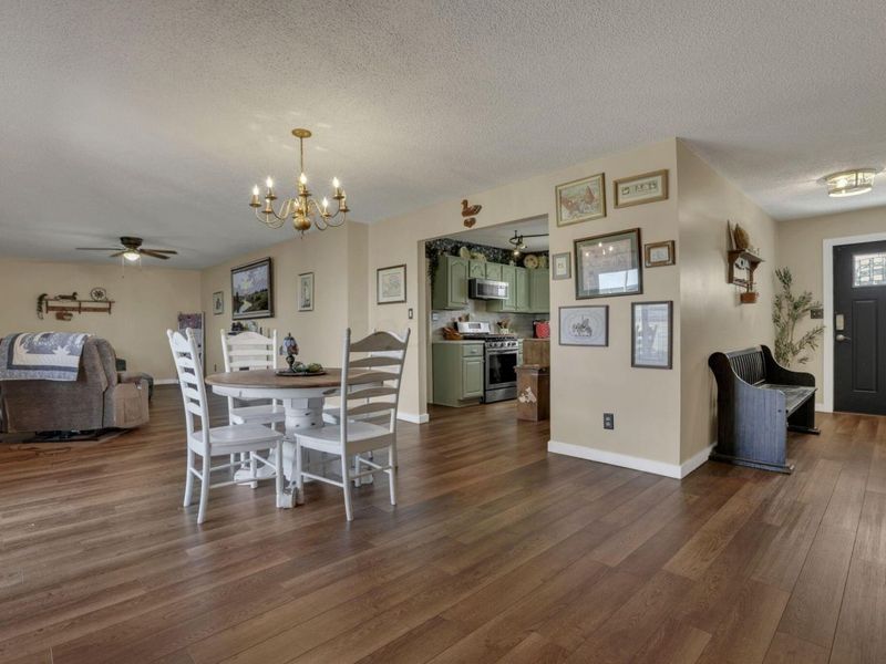 328 Cline Court , Ashville, OH 43103 Photo 10