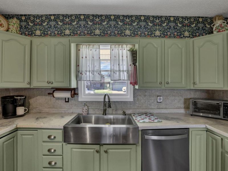 328 Cline Court , Ashville, OH 43103 Photo 14