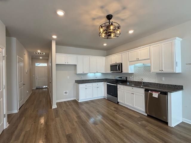 194 Cassina Dr. Photo 5