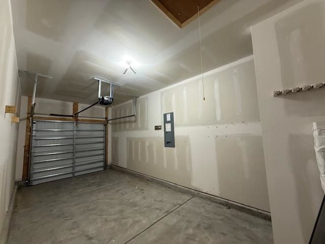 194 Cassina Dr. Photo 7