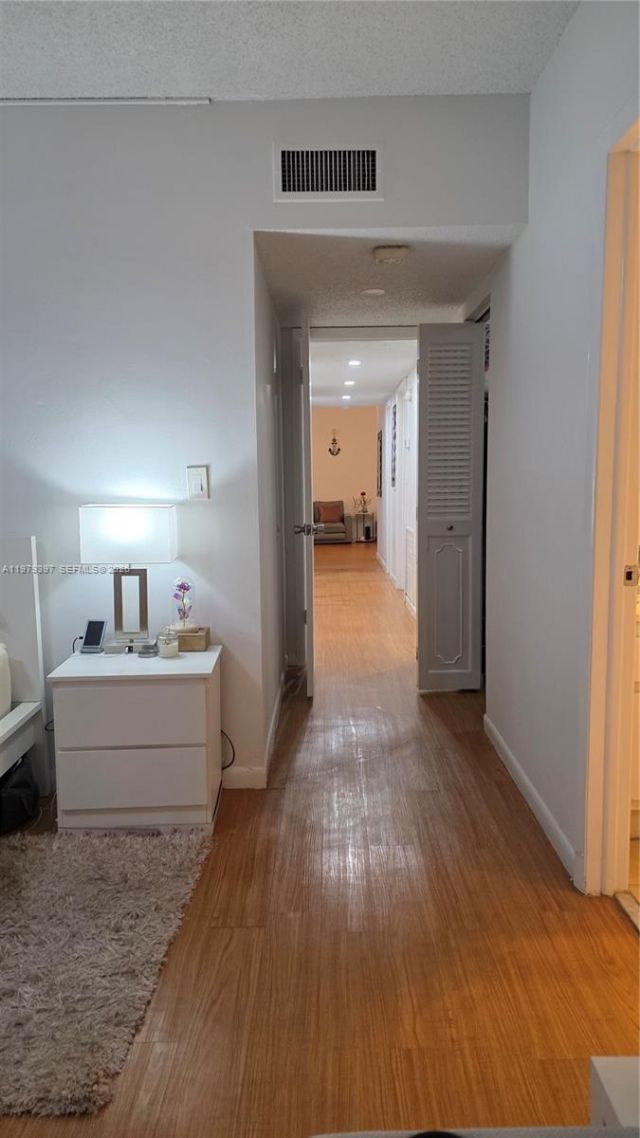 750 NE 199th St, Unit 101H, Miami, FL 33179 Photo