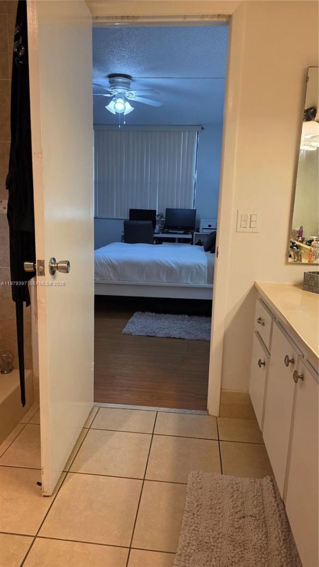 750 NE 199th St, Unit 101H, Miami, FL 33179 Photo