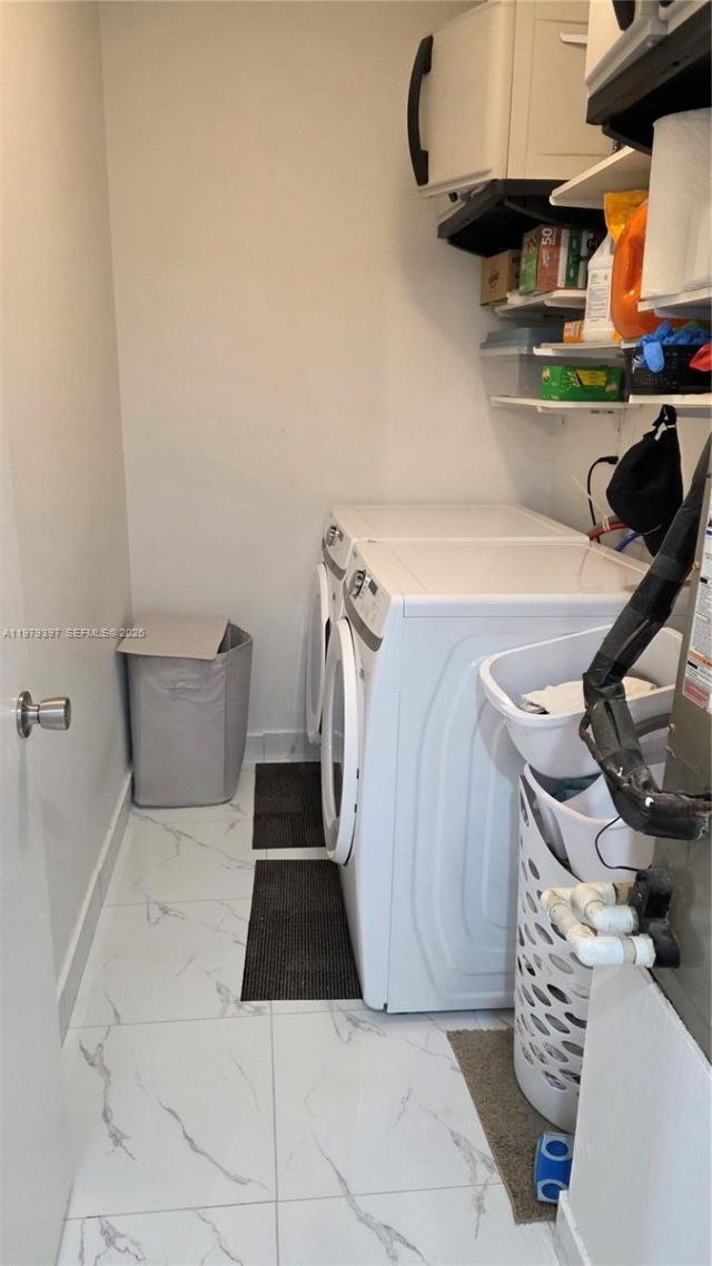 750 NE 199th St, Unit 101H, Miami, FL 33179 Photo