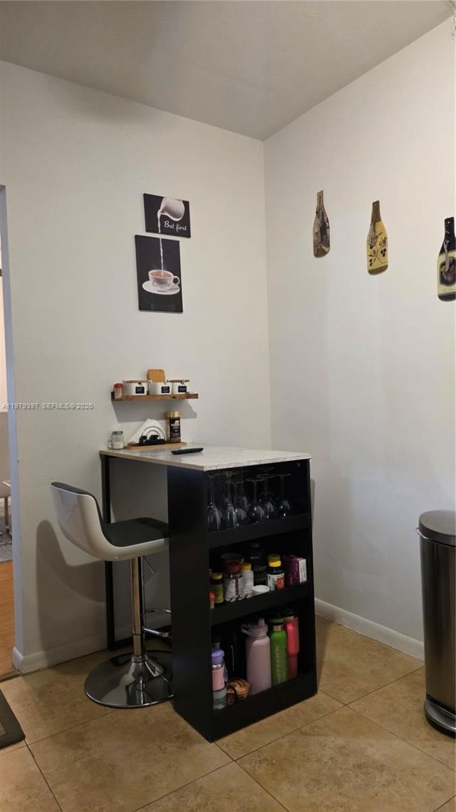 750 NE 199th St, Unit 101H, Miami, FL 33179 Photo