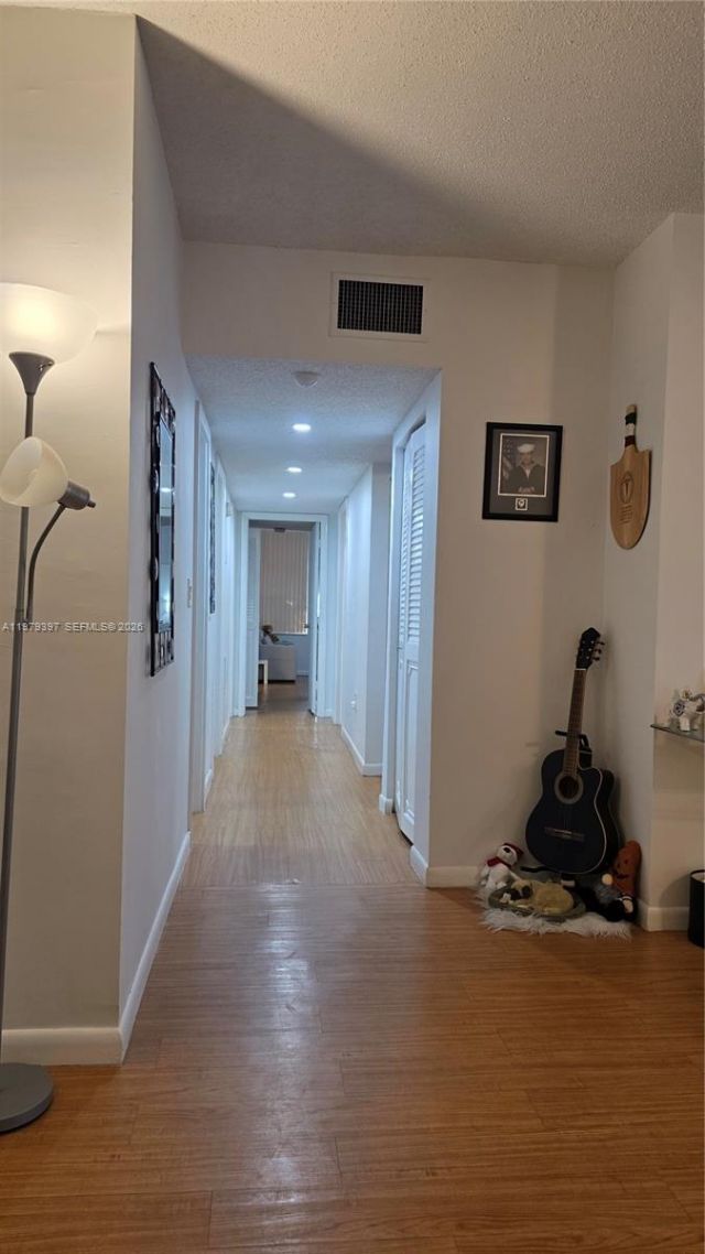 750 NE 199th St, Unit 101H, Miami, FL 33179 Photo