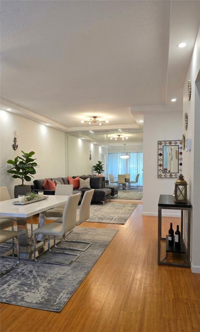 750 NE 199th St, Unit 101H, Miami, FL 33179 Photo