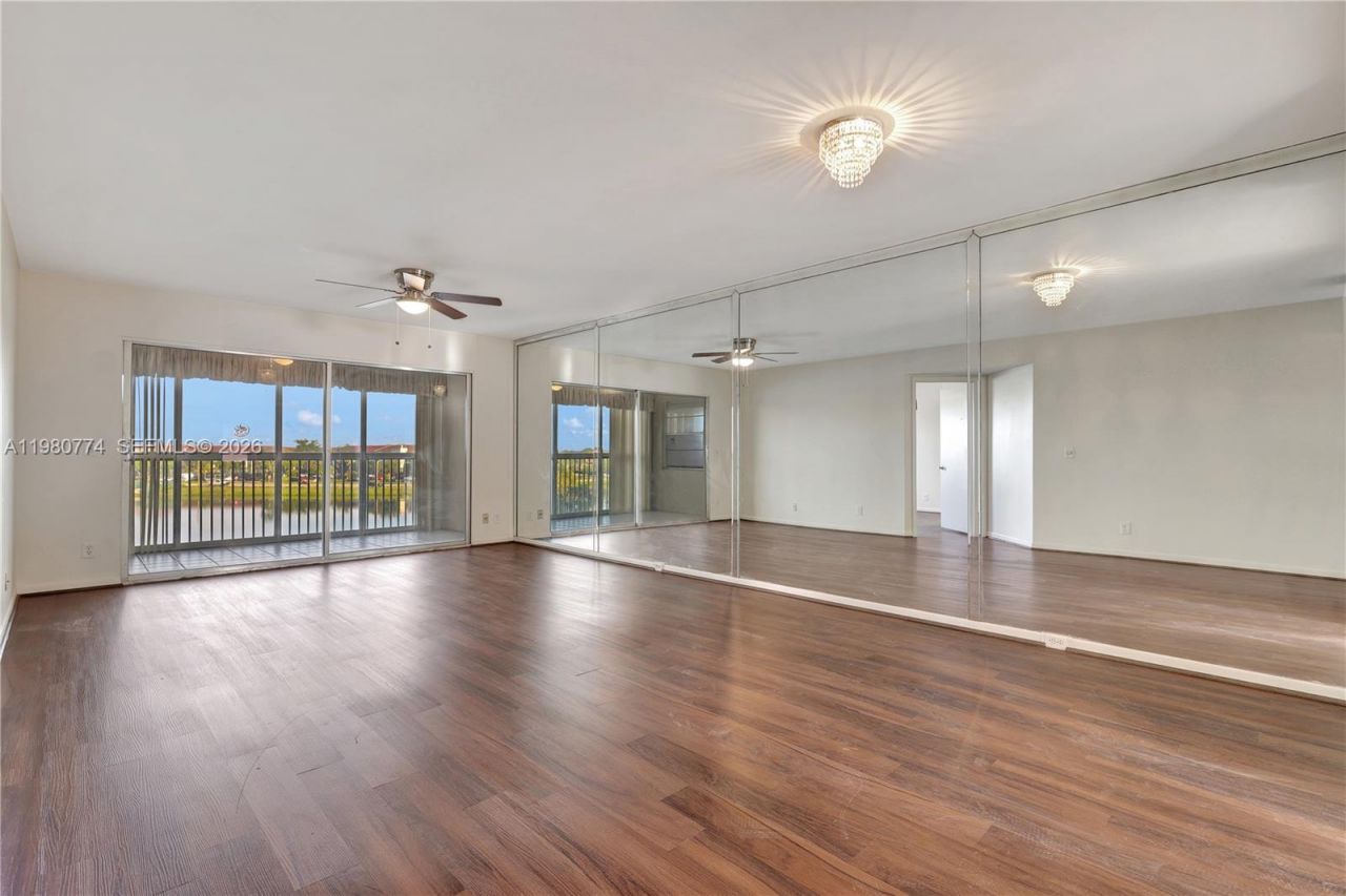 13001 SW 11th Ct, Unit 401A, Pembroke Pines, FL 33027 Photo