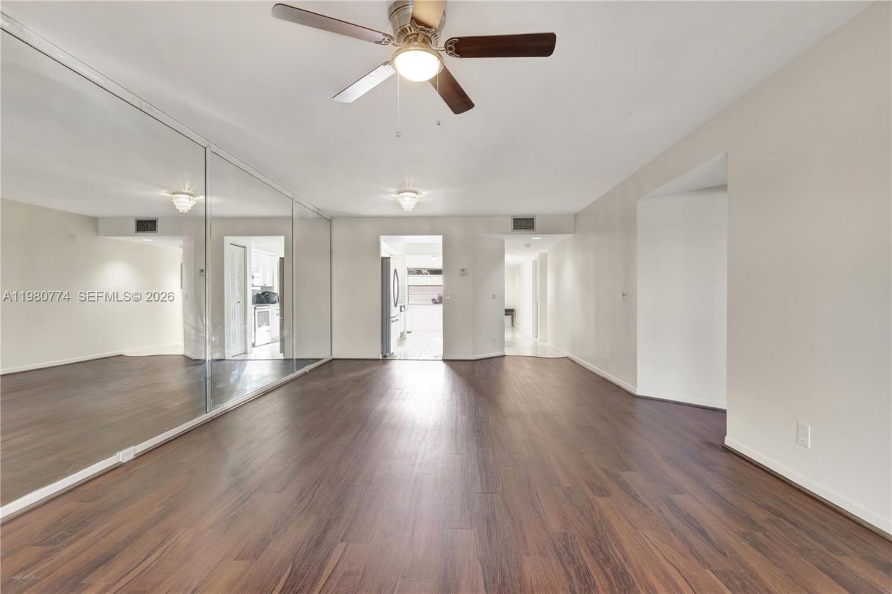 13001 SW 11th Ct, Unit 401A, Pembroke Pines, FL 33027 Photo
