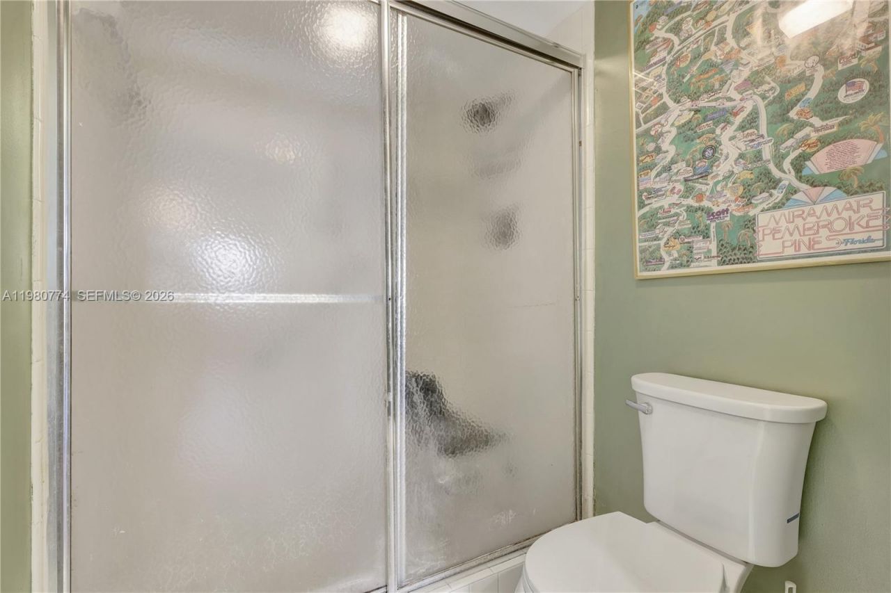 13001 SW 11th Ct, Unit 401A, Pembroke Pines, FL 33027 Photo