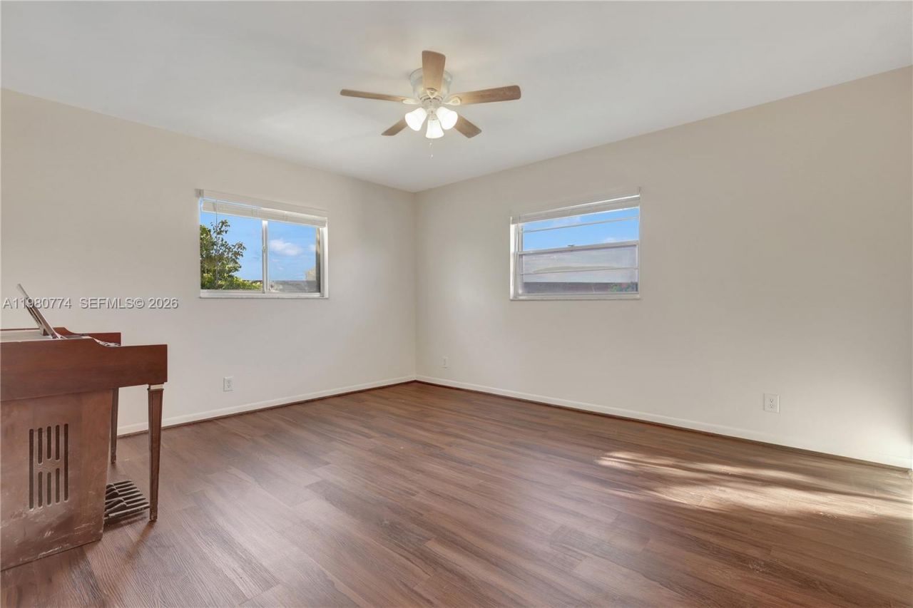 13001 SW 11th Ct, Unit 401A, Pembroke Pines, FL 33027 Photo