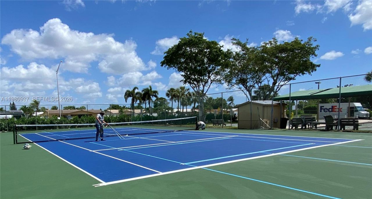 6600 Royal Palm Blvd, Unit 207B, Margate, FL 33063 Photo