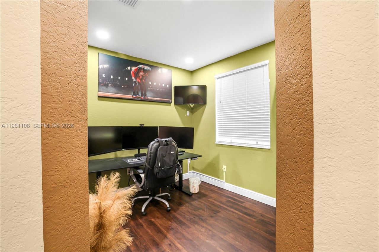 6037 SW 19th St , North Lauderdale, FL 33068 Photo