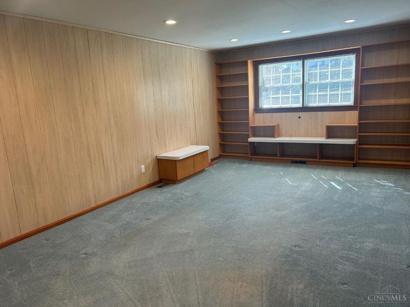 1944 Creswell Drive, Springfield Twp., OH 45240 Photo 12