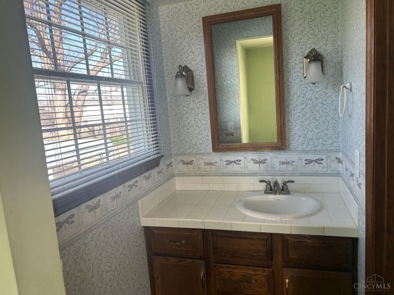 1944 Creswell Drive, Springfield Twp., OH 45240 Photo 16