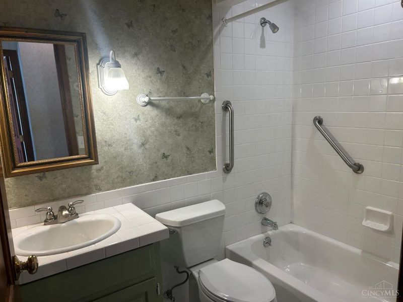 1944 Creswell Drive, Springfield Twp., OH 45240 Photo 29