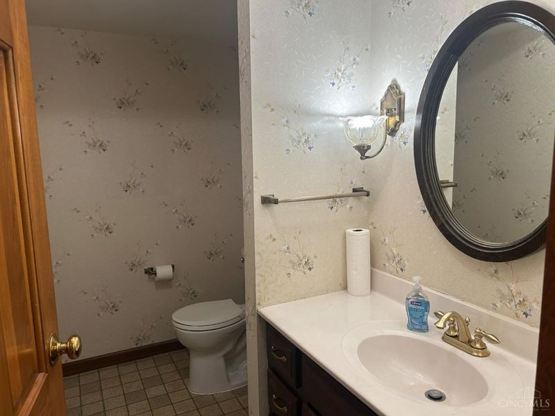 1944 Creswell Drive, Springfield Twp., OH 45240 Photo 32