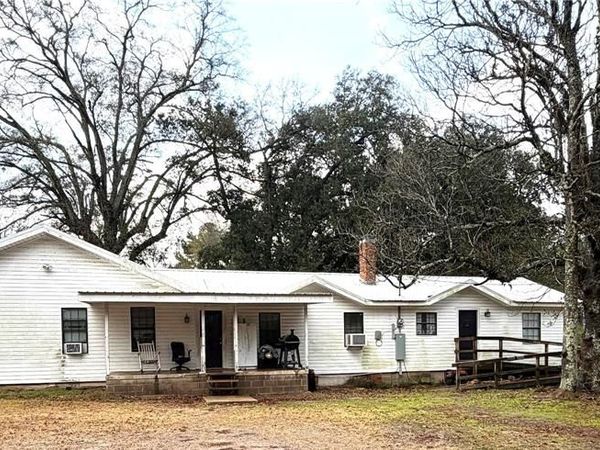 120 Bessie Crow Road, Coushatta, LA 71019