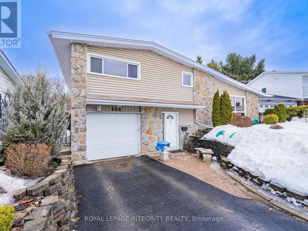 664 Glenhurst Crescent , Ottawa, ON K1J7B7