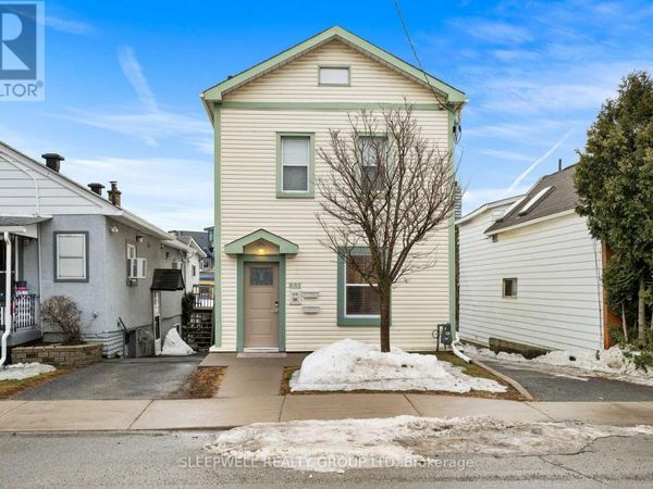 33 Pinhey Street, Unit #1, Ottawa, ON K1Y1T3