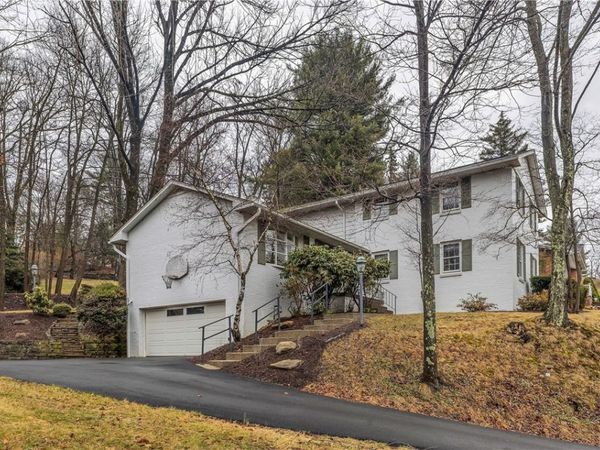 103 Lynbrook Dr, McMurray, PA 15317