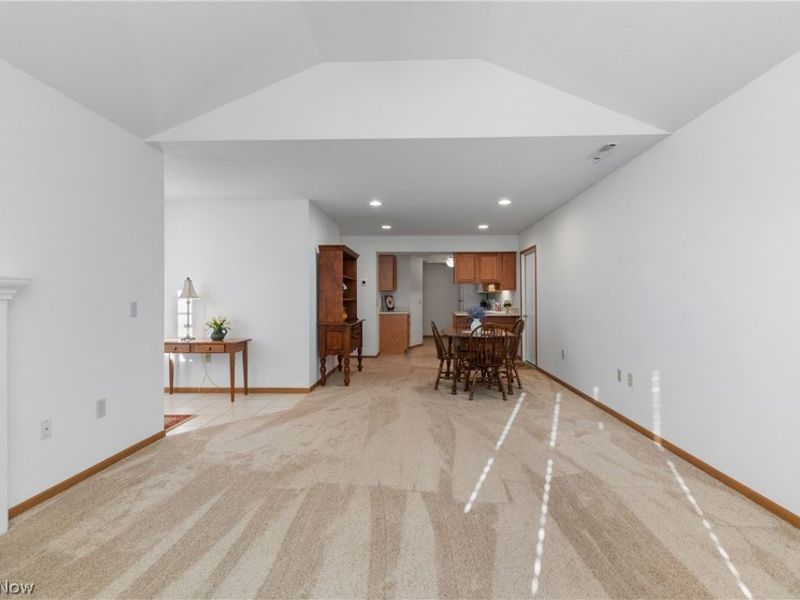 4124 Tannybrooke Lane NW, Unit 16-D, Canton, OH 44718 Photo 6