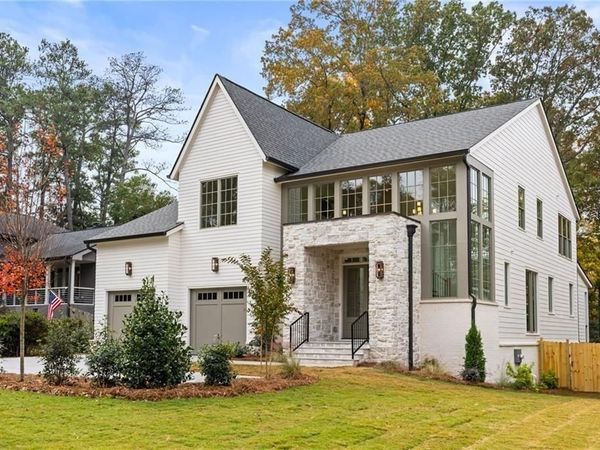 1891 Harts Mill Road NE, Chamblee, GA 30341