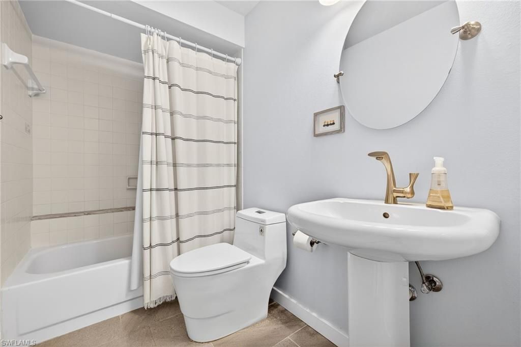 17220 Terraverde Cir, Unit 2, Fort Myers, FL 33908 Photo