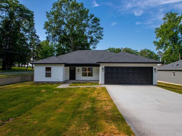 214 Pineview Avenue, Sherwood, AR 72120