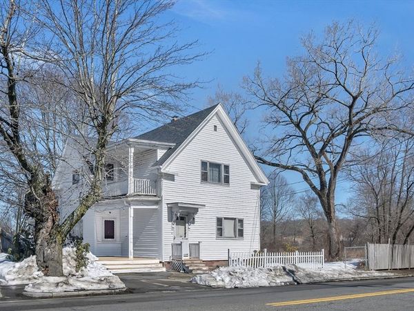 150 E Ashland St, Brockton, MA 02302