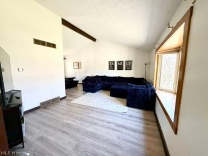 820 Millstone Lane NE, Massillon, OH 44646 Photo 12