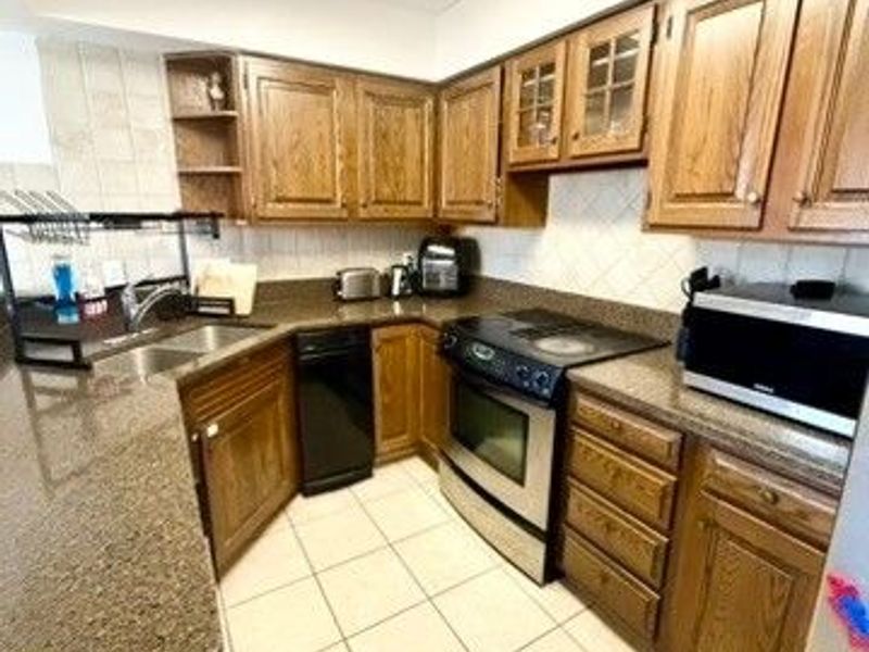 820 Millstone Lane NE, Massillon, OH 44646 Photo 21