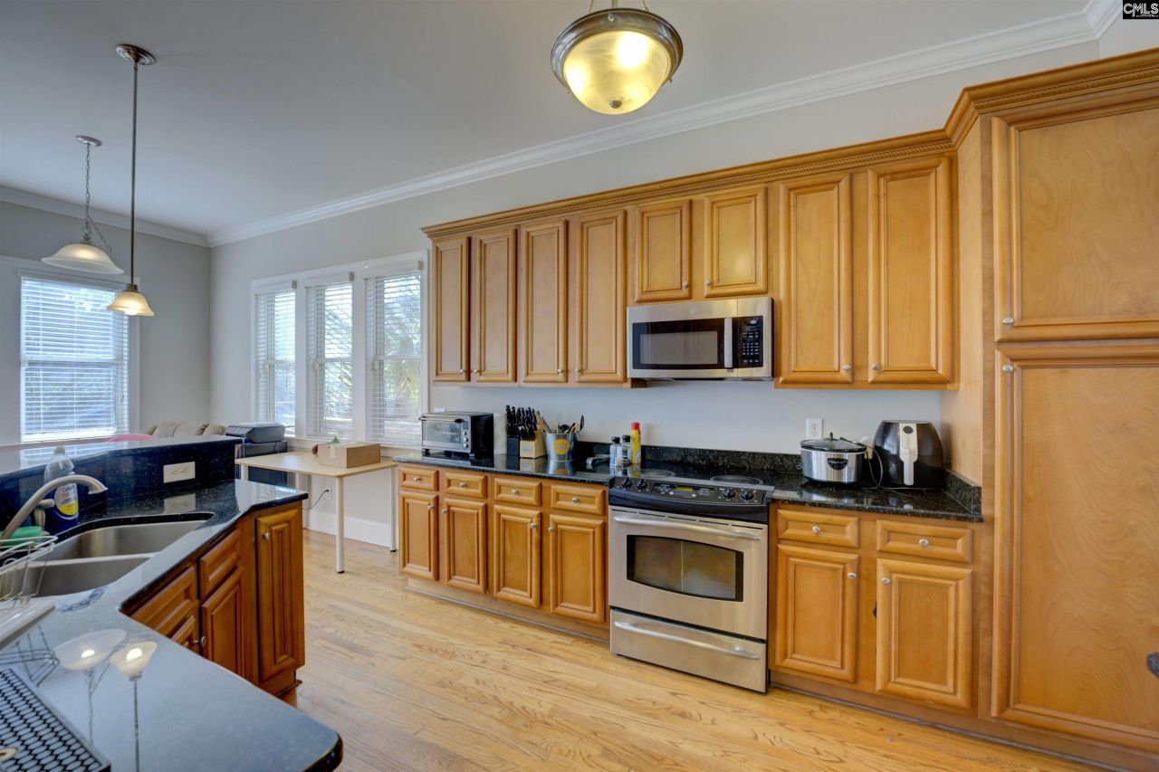 1008 Woodrow Street  Photo 7