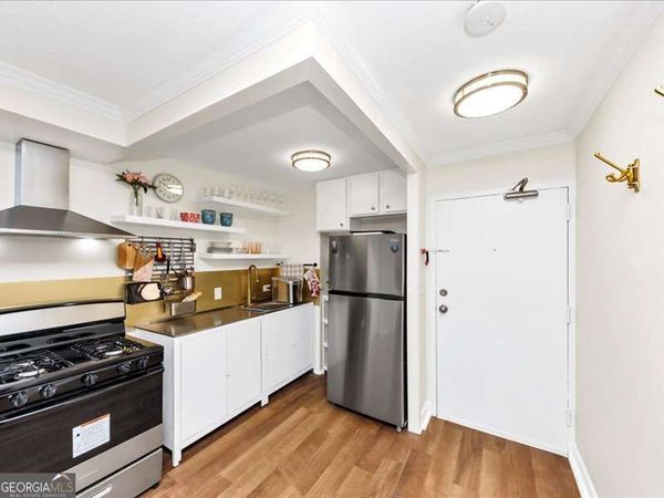 2285 Peachtree Road NE, Unit 803, Atlanta, GA 30309