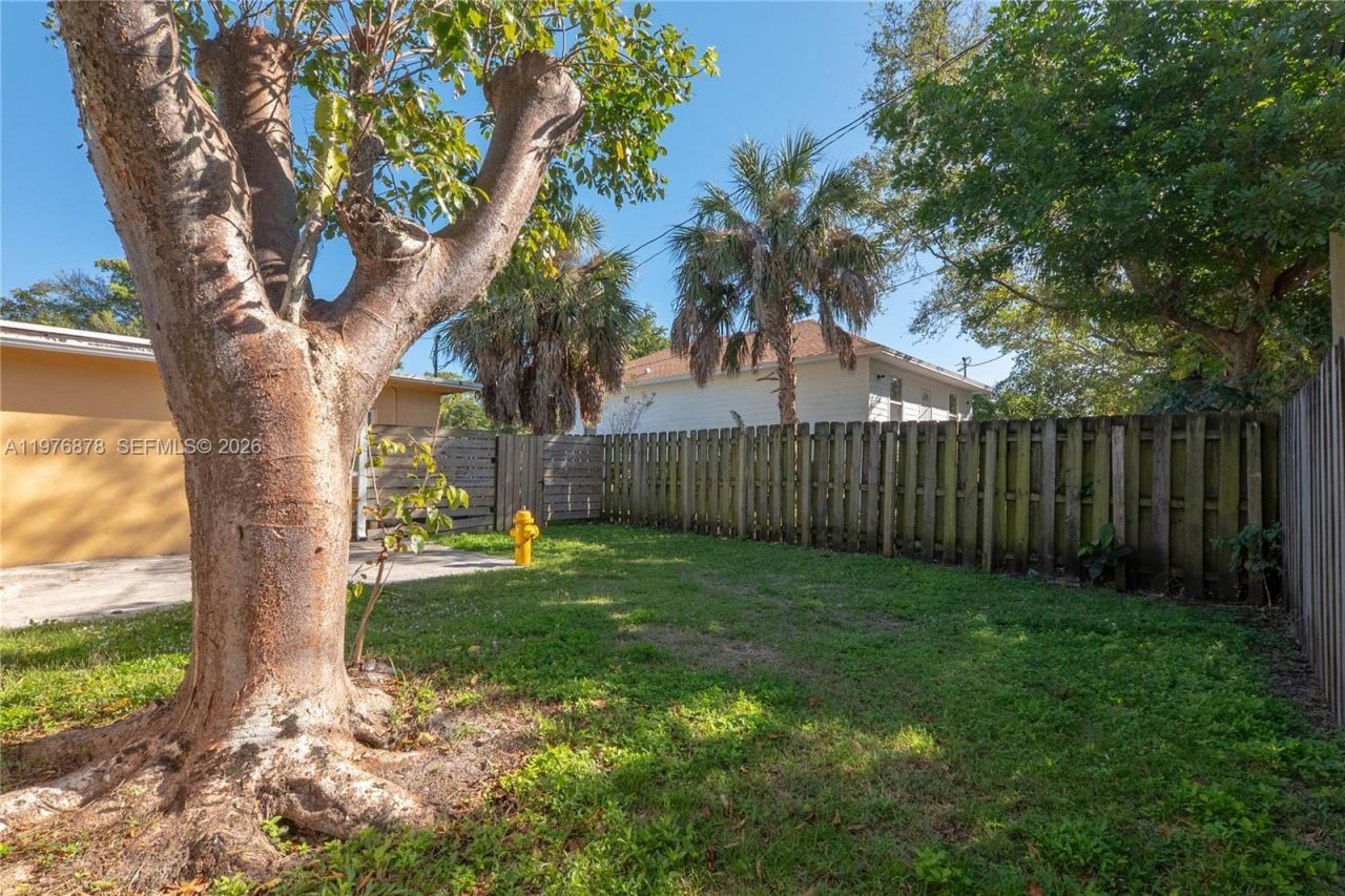 2621 SW 12th Ter , Fort Lauderdale, FL 33315 Photo