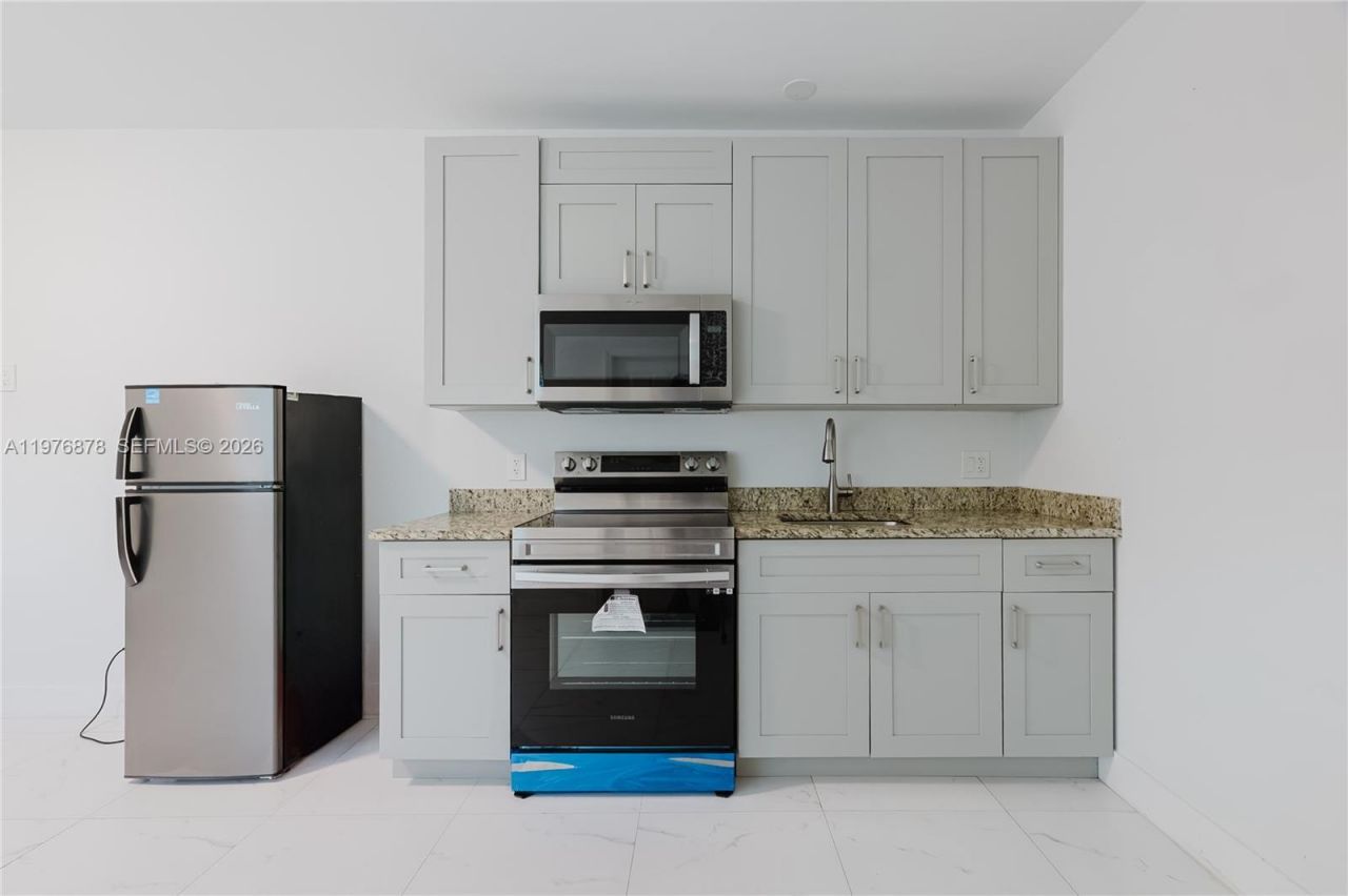 2621 SW 12th Ter , Fort Lauderdale, FL 33315 Photo