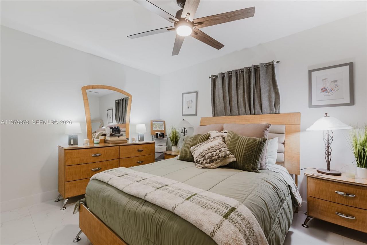 2621 SW 12th Ter , Fort Lauderdale, FL 33315 Photo