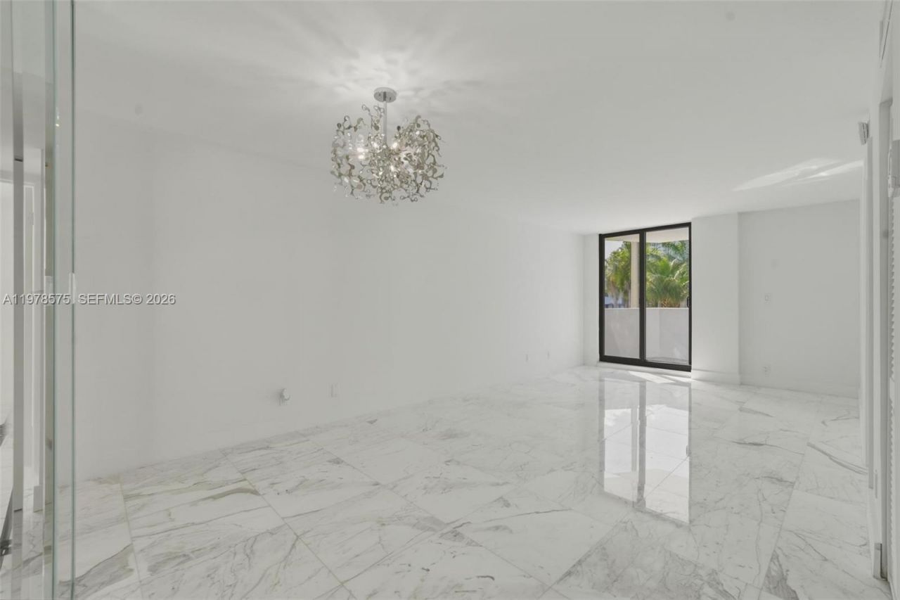 4301 Collins Ave, Unit 201, Miami Beach, FL 33140 Photo