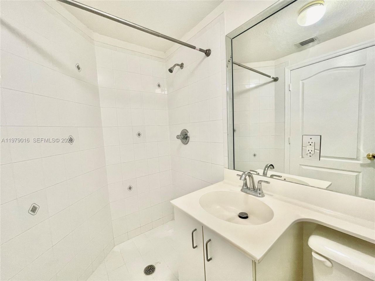 10160 SW 88th St , Unit 201, Miami, FL 33176 Photo