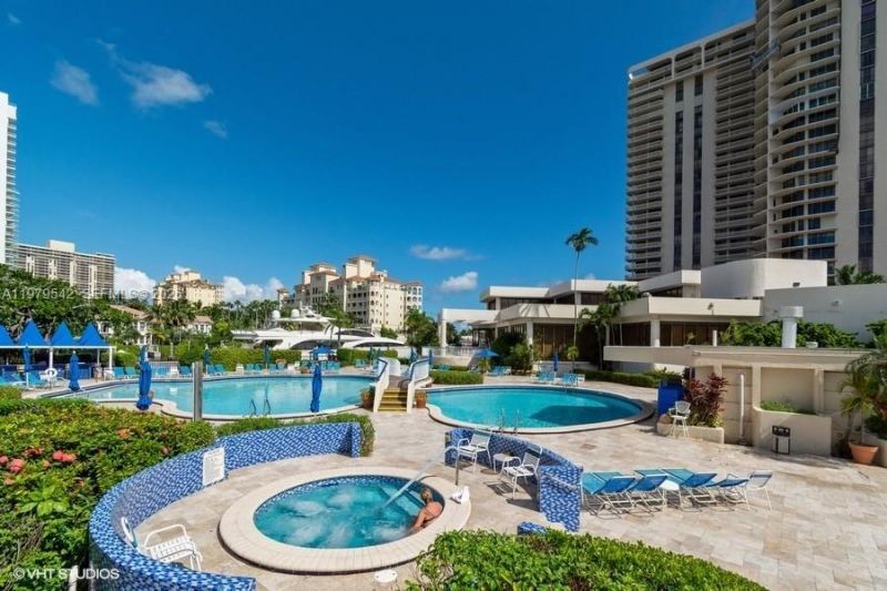 19707 Turnberry Way, Unit TH-5, Aventura, FL 33180 Photo