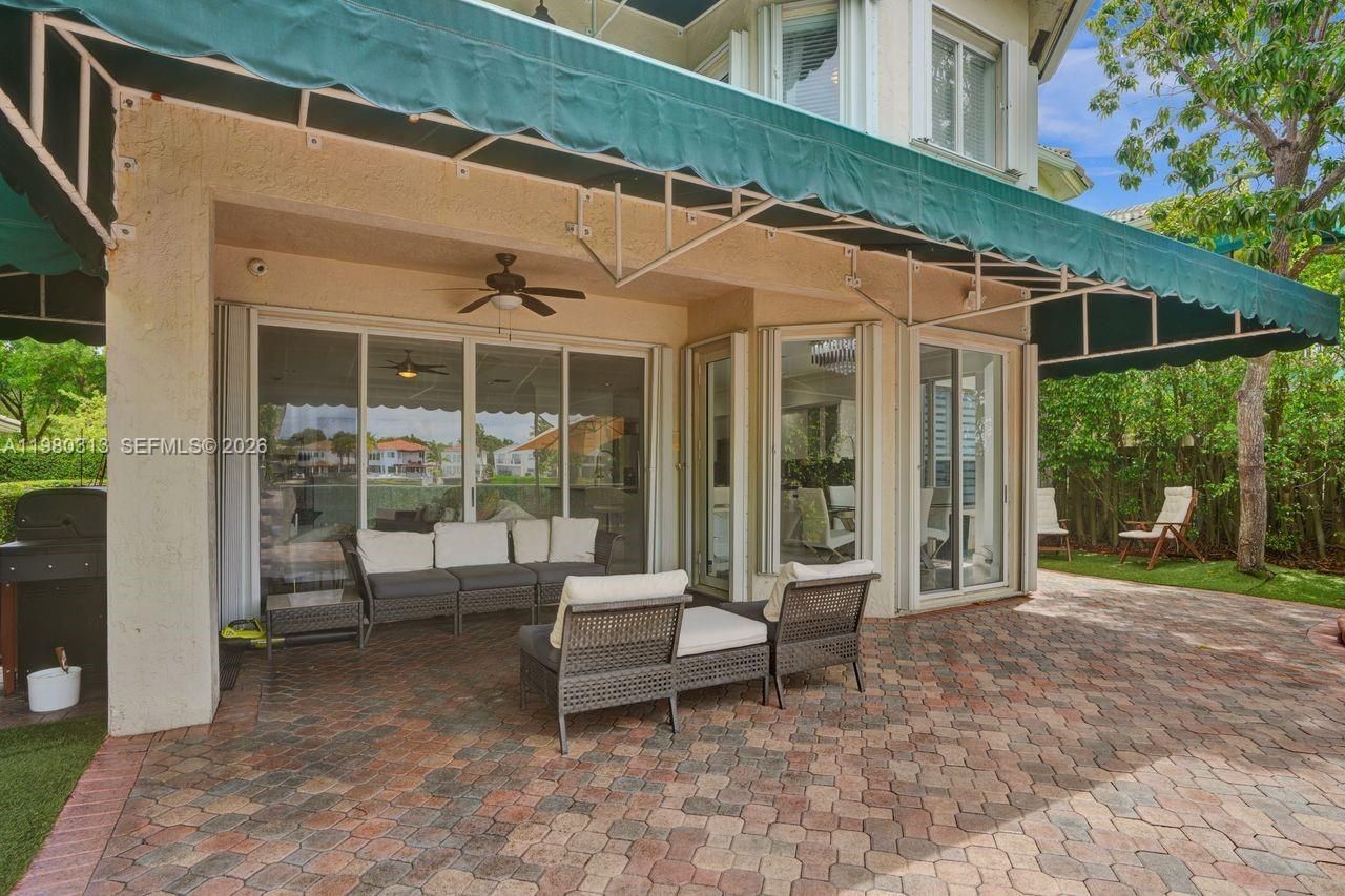 11008 NW 73rd St, Doral, FL 33178 Photo