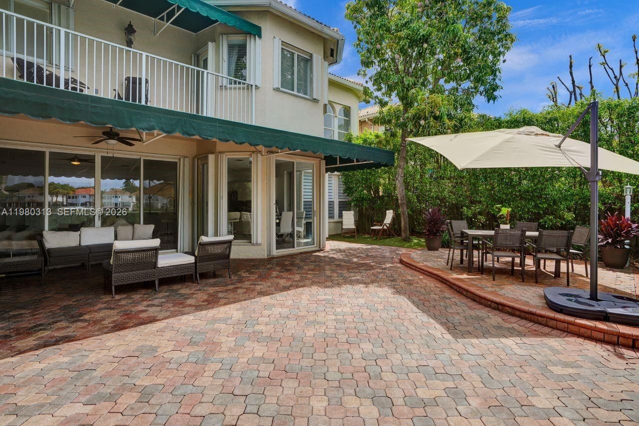 11008 NW 73rd St, Doral, FL 33178 Photo