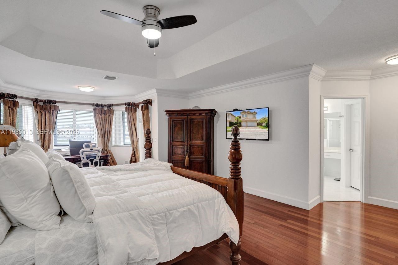 11008 NW 73rd St, Doral, FL 33178 Photo